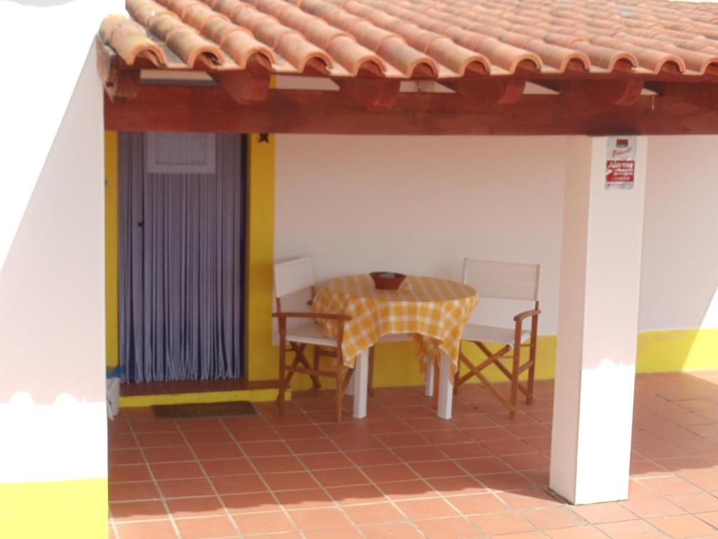 Casal Novo Guest House São Martinho do Porto Rom bilde
